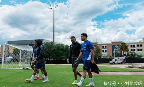 中锋大放异彩，对手实力难以抵挡