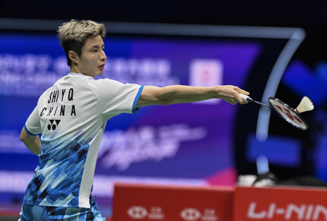 亚美体育-日本羽毛球公开赛：石宇奇2-0横扫夺冠，国羽3冠1亚收官的简单介绍